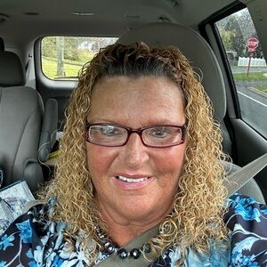 Meet your Posher, Sherry